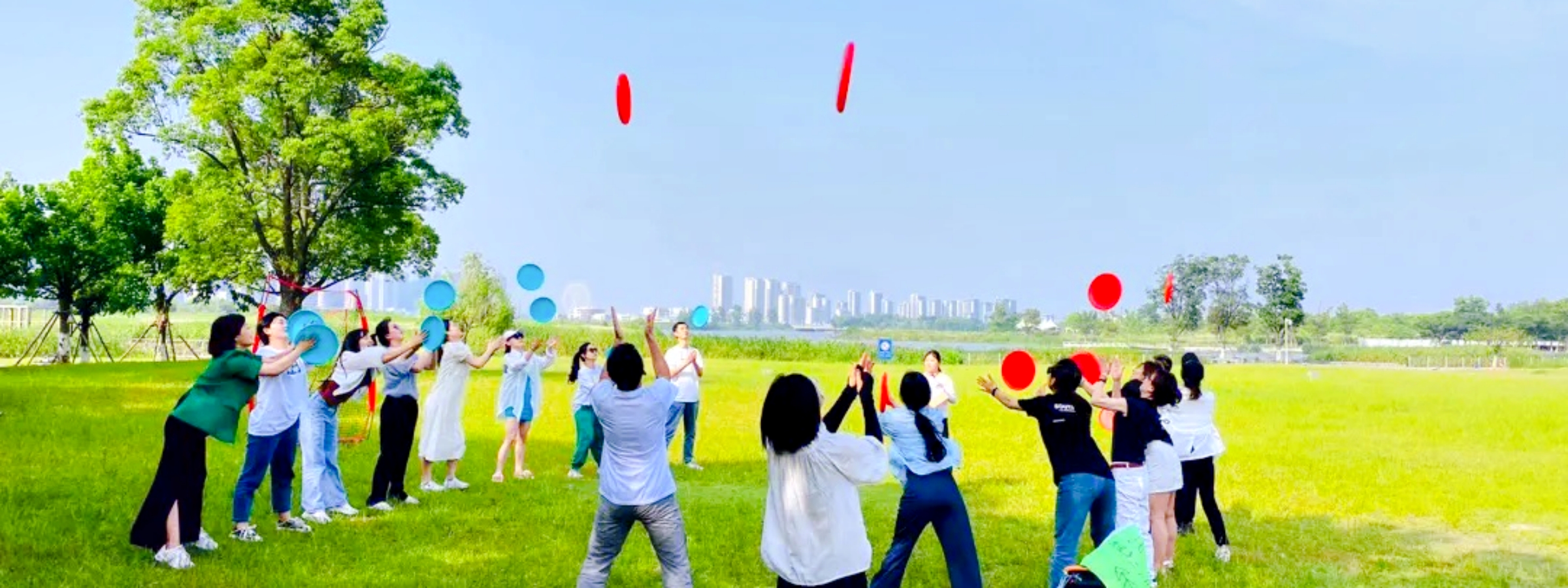 极限飞盘众宏团建.jpg